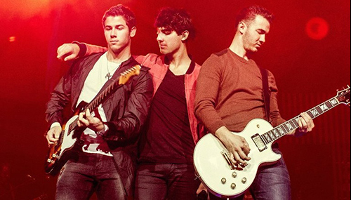 Jonas Brothers cancelam turnê após “grande desentendimento”; os irmãos estão em crise?