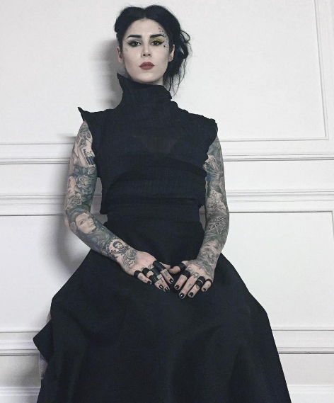 A tatuadora Kat Von D é referência na arte da maquiagem (Foto: Reprodução/Instagram)