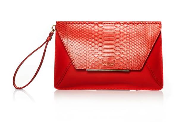 Clutch mai-thai da coleção Resort 2014: de R$ 4 570,00 por R$ 2 290,00