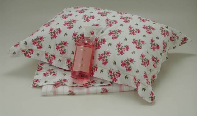 Lençol de solteiro, travesseiro e perfume para roupas de cama, da Trousseau