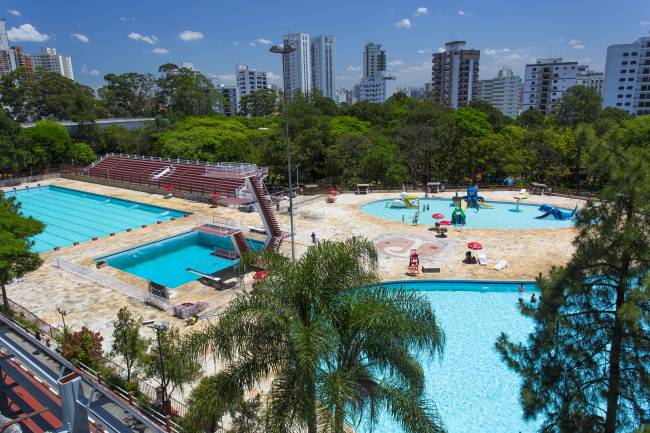 PISCINA JUVENTUS