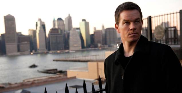 Mark Wahlberg interpreta um detetive em Linha de Ação: thriller se passa em Nova York