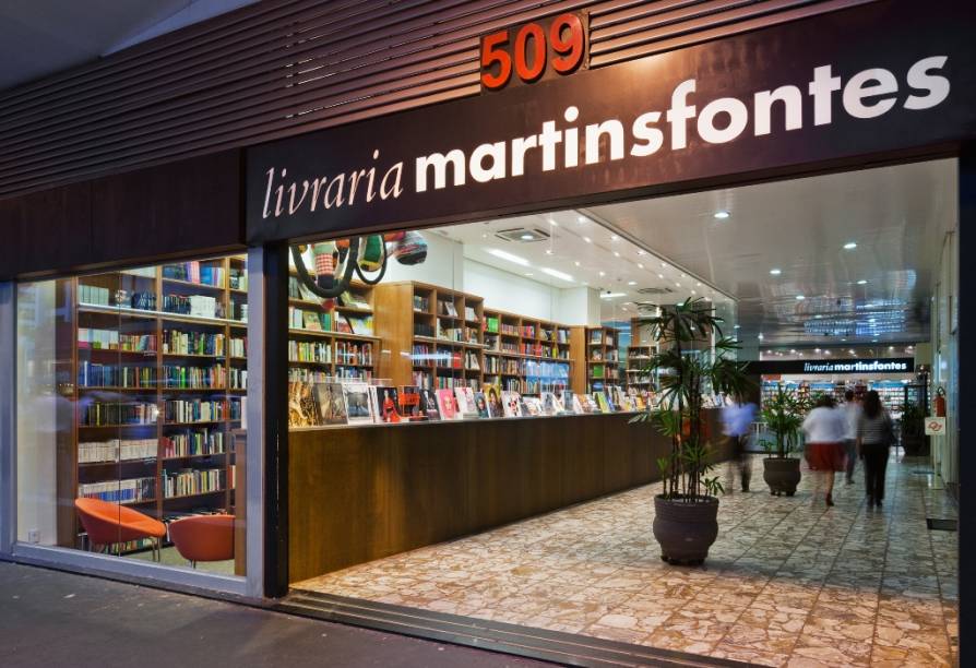 LOUIS VUITTON - CITY BAGS  Livraria Martins Fontes Paulista