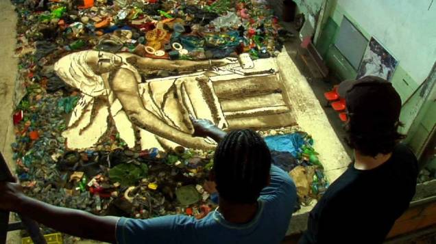 Do lixo à arte: artista plástico Vik Muniz tenta transformar a vida de catadores de lixo de um aterro sanitário do Rio de Janeiro