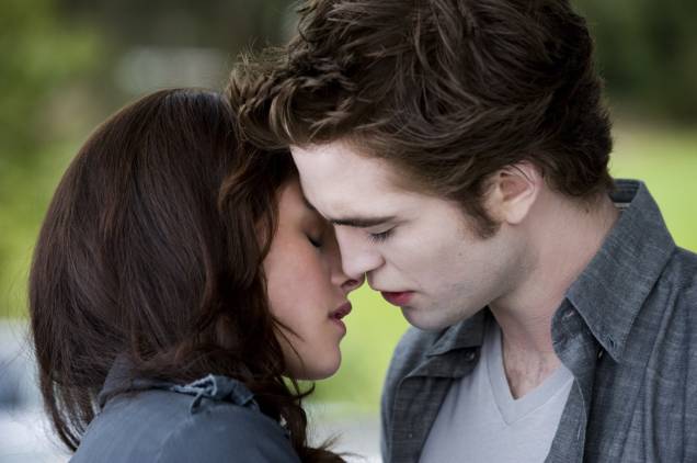 Lua Nova: Kristen Stewart e Robert Pattinson estrelam o romance