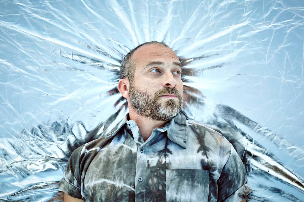 Lucas Santtana e Kiko Dinucci