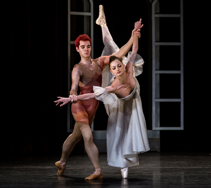 Le Spectre de la Rose é um espetáculo de dança moderna com coreografia do prestígio Mario Galizzi