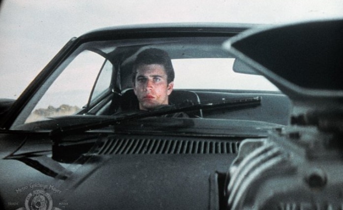 Mad Max (1979) – No futuro sombrio desta ficção, Mel Gibson buscava vingança num modelo inspirado num Ford Falcon XB