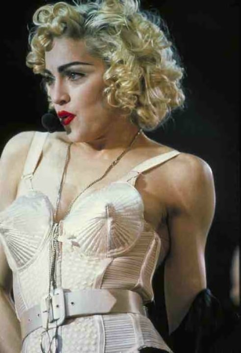 madonna_blonde-ambition-tour