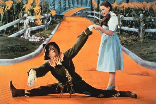 "O Mágico de Oz": fita de 1939 ganha sessão no domingo (17), às 2h, no CineSesc