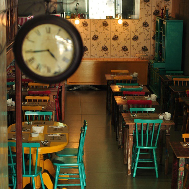 mami-bistrot-cafe.jpeg