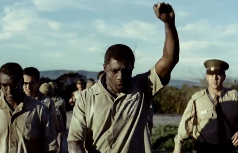 Idris Elba em Mandela: Long Walk to Freedom