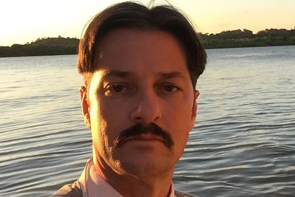 Alvo de críticas após foto publicada na internet, Marcelo Serrado faz desabafo