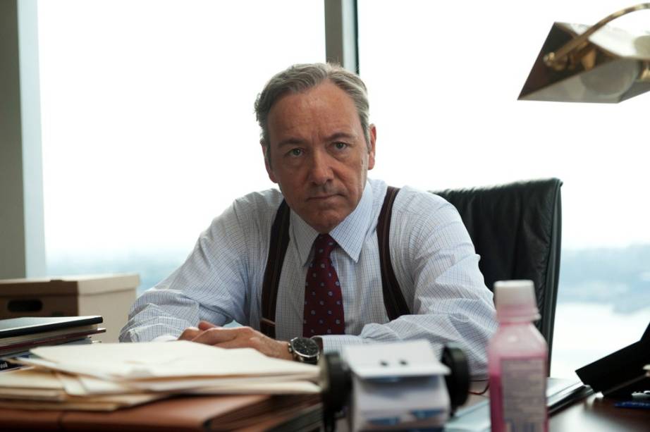 Kevin Spacey em Margin Call - O Dia Antes do Fim: debate sobre a crise financeira de 2008