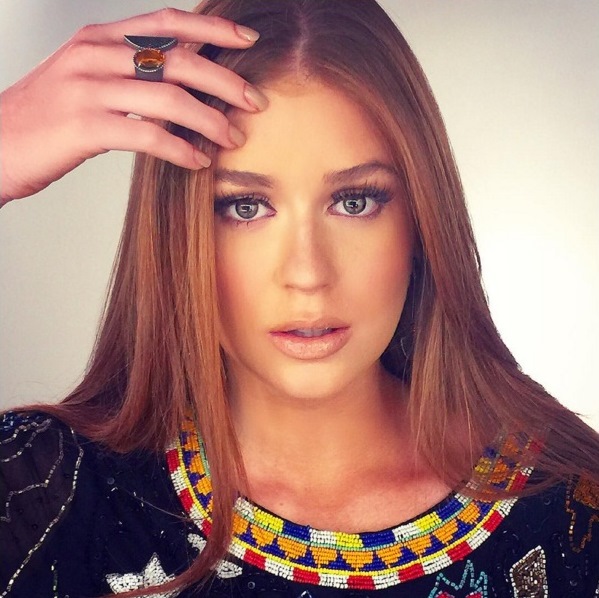 Diferenças em fotos de Marina Ruy Barbosa causa polêmica no Instagram