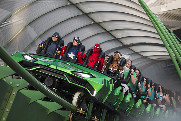 Montanha-russa do “Incrível Hulk” é reinaugurada na Universal Orlando Resort com novidades