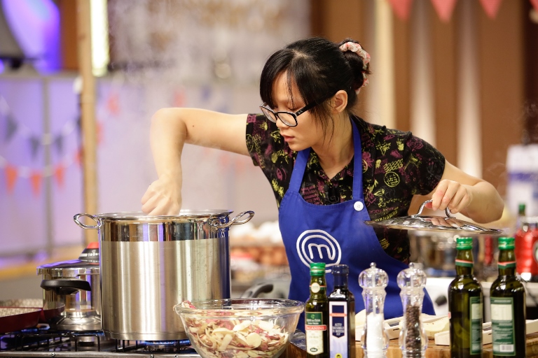 MasterChef: em vídeo, Jiang revela as comidas exóticas que saboreava na China