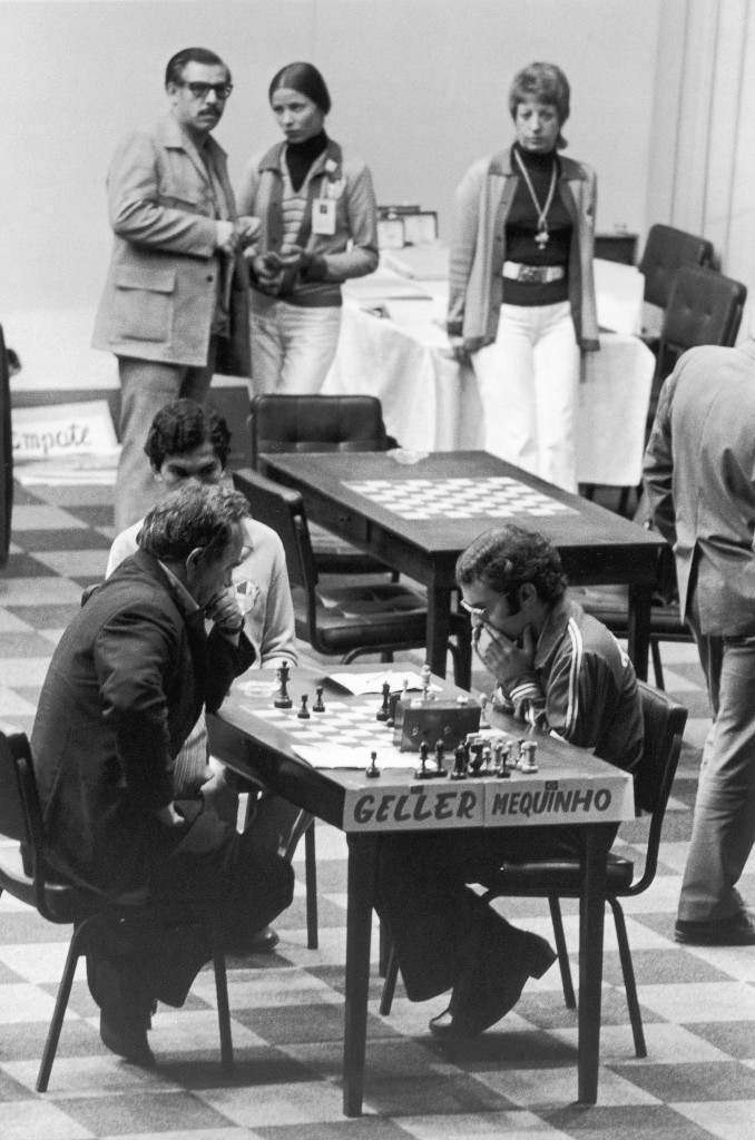 Heróis do Xadrez Brasileiro - Henrique Mecking (Mequinho) - Mequinho x Bobby  Fischer (1970) 