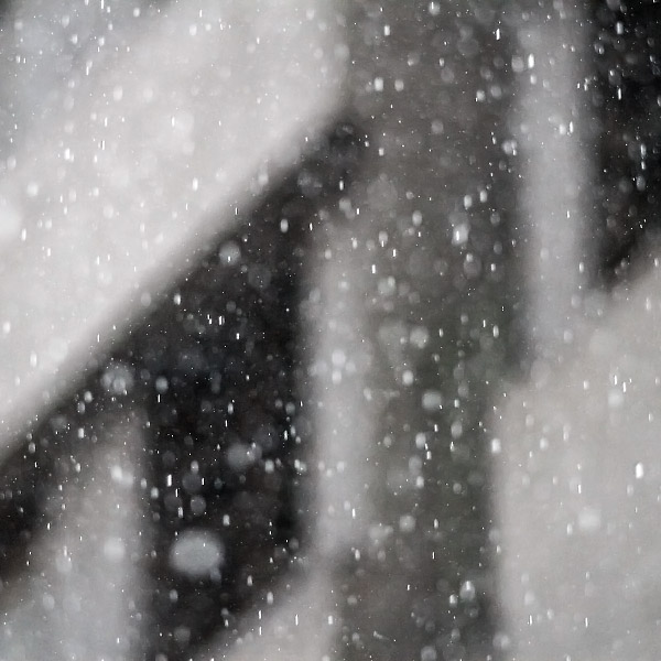 Sem guarda-chuva, mas com câmera