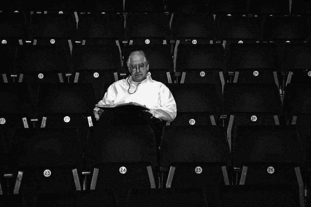 Ensaios de Dancing with Dada (Dançando com Dada) no Market Theatre, Joahannesburgo, 2011, William Kentridge