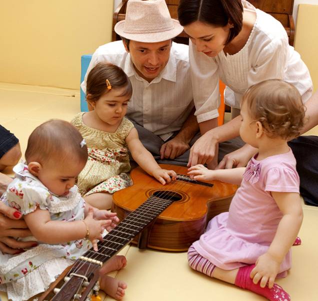 Baby Arts: iniciação musical com instrumentos
