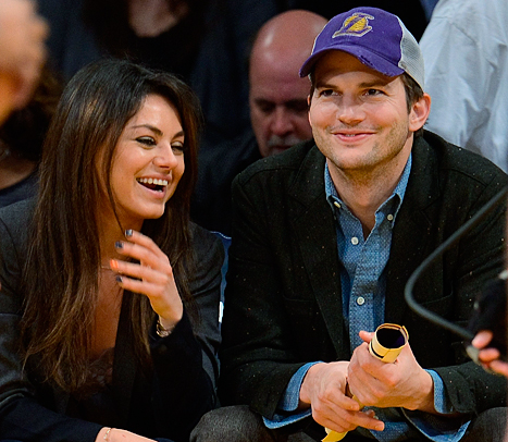 Mila Kunis está grávida do ator Ashton Kutcher
