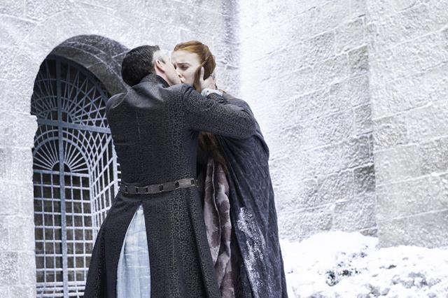 Mindinho beija Sansa: quem se distraiu e perdeu, pode ver a cena novamente