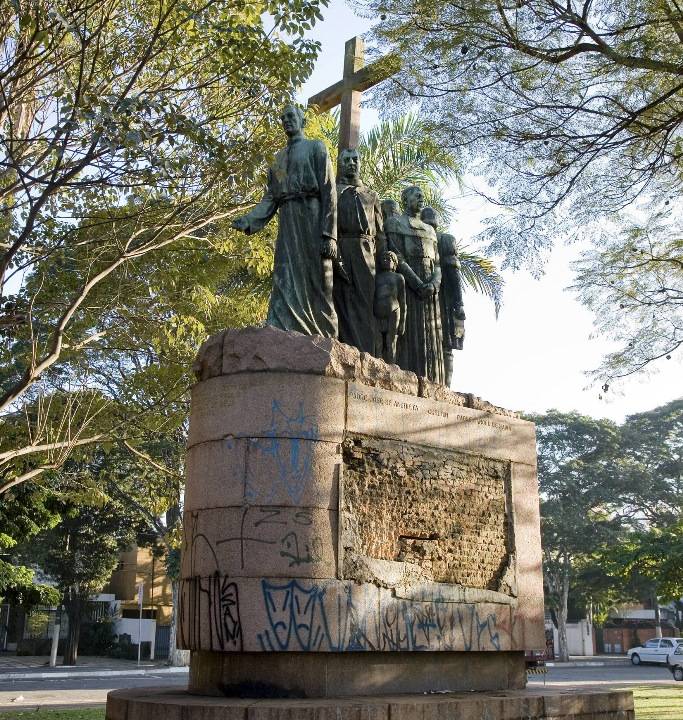 monumento-aos-fundadores-de-sao-paulo-de-luiz-morrone-na-regiao-do-ibirapuera-sergio-zacchi-diculgacao.jpeg
