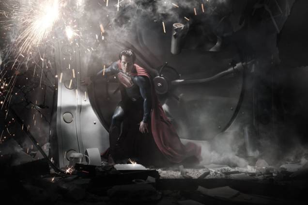 O Homem de Aço: Kal-El interpretado por Henry Cavill