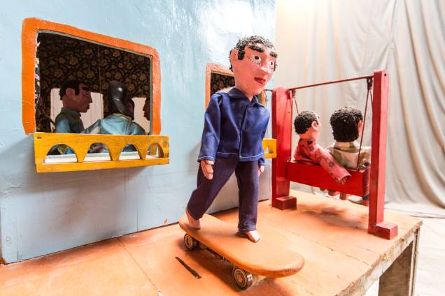 Brinquedo da série "Edifício com crianças brincando", 2013, Mestre Saúba