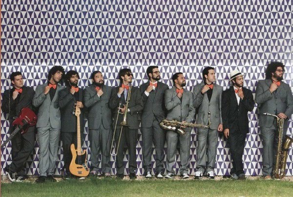 Móveis Coloniais de Acaju lança clipe em homenagem a Oscar Niemeyer