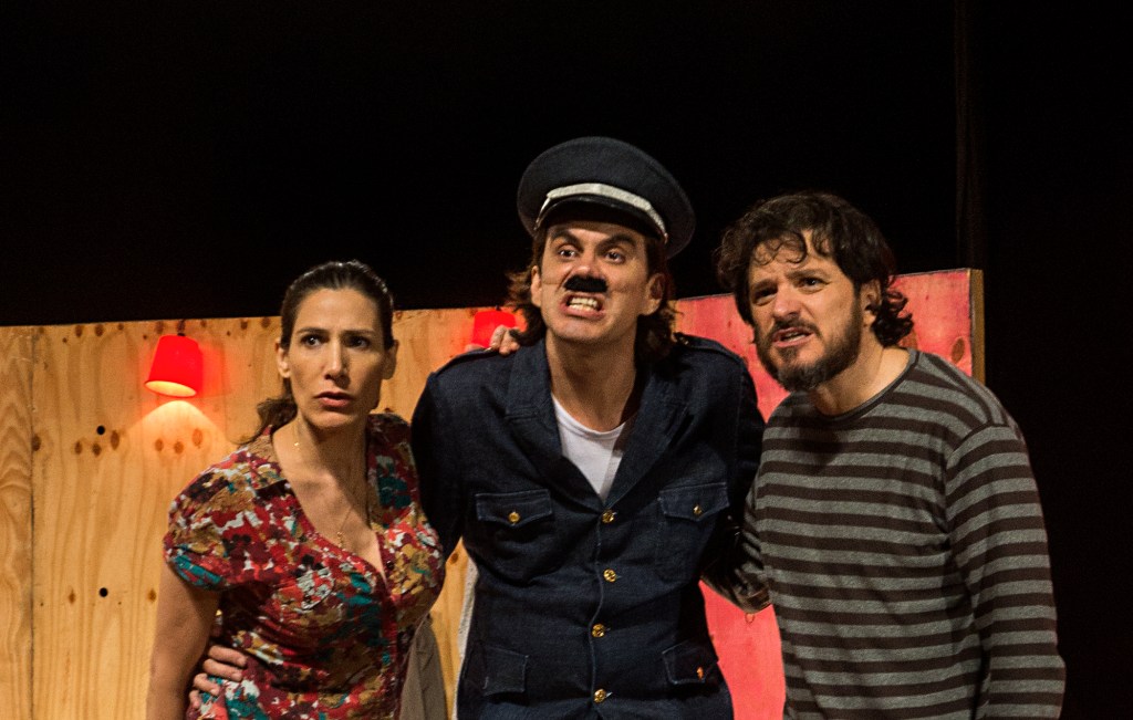 "Não Vamos Pagar": os atores Virginia Cavendish, Zéu Britto e Guilherme Piva
