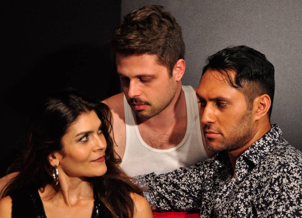 "Navalha Nova": Adriana Alencar, Alexandre Meirelles e Caio Salay (Foto: Cosmo Anastasi)