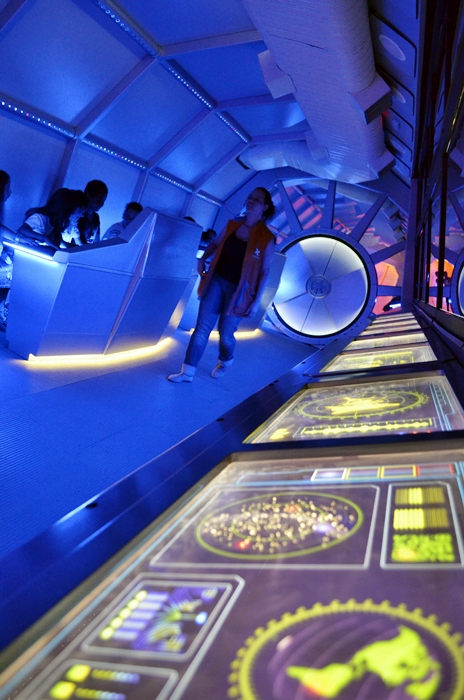 Visitantes se sentirão dentro de uma nave espacial na atração no Catavento Cultural e Educacional