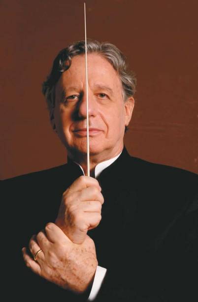 O maestro John Neschling, diretor artístico do Teatro Municipal