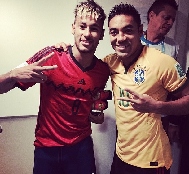 Neymar e Fabián nos bastidores do Castelão, em Fortaleza