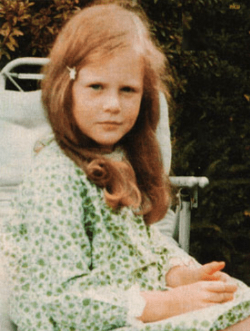 nicole-kidman-childhood-pictures