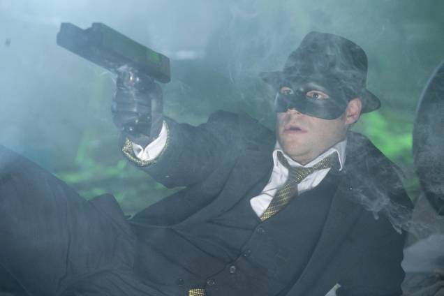 O Besouro Verde: após perder seu pai, Britt Reid (Seth Rogen) decide lutar combater o crime O Besouro Verde: após perder seu pai, Britt Reid (Seth Rogen) decide lutar combater o crime