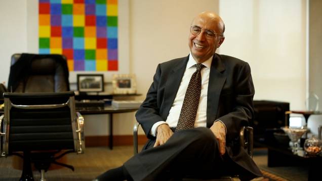 Henrique Meirelles em O Brasil Deu Certo. E Agora?: documentário repassa a trajetória econômica do país Henrique Meirelles em O Brasil Deu Certo. E Agora?: documentário repassa a trajetória econômica do país