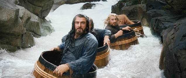 O Hobbit – A Desolação de Smaug: o rei Thorin (Richard Armitage) e os anões, na memorável fuga em barris