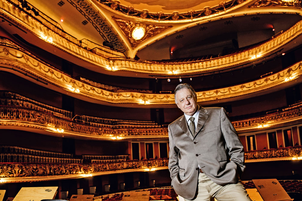 John Neschiling, demitido do Teatro Municipal 