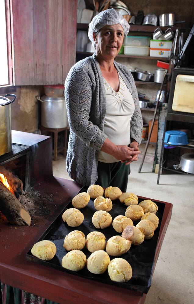 O Mineiro e o Queijo: produtora de queijo Romilda apresenta seu pão de queijo em São Roque de Minas O Mineiro e o Queijo: produtora de queijo Romilda apresenta seu pão de queijo em São Roque de Minas