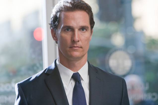 O Poder e a Lei: Matthew McConaughey vive um advogado que vive em busca de dinheiro fácil O Poder e a Lei: Matthew McConaughey vive um advogado que vive em busca de dinheiro fácil