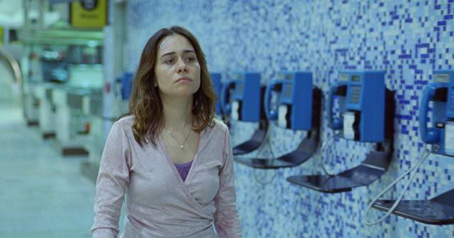 O Abismo Prateado: fita protagonizada por Alessandra Negrini levou um ano e dois meses para ficar pronta O Abismo Prateado: fita protagonizada por Alessandra Negrini levou um ano e dois meses para ficar pronta