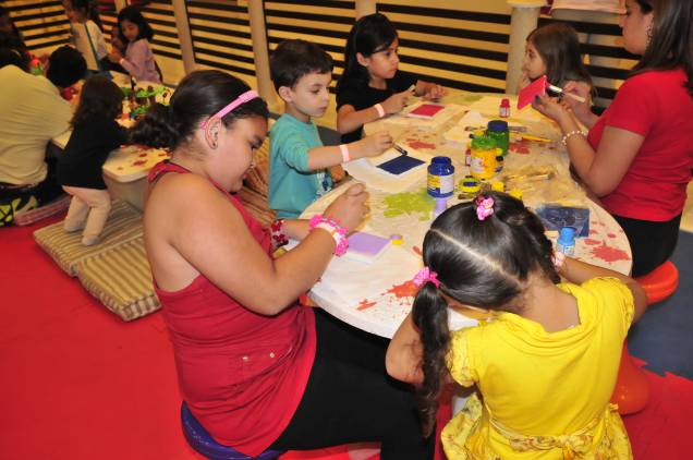 Shopping Frei Caneca oferece oficinas de recreação para crianças