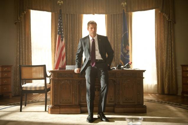 Invasão à Casa Branca: o ator Aaron Eckhart interpreta o presidente