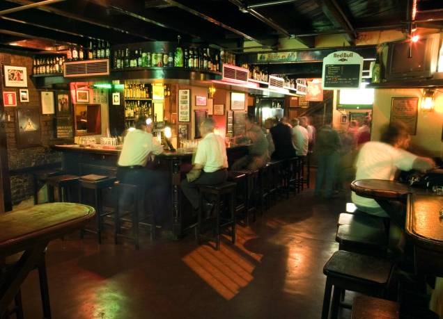 OMalleys: pub comemora 25 anos com bolo e chopes mais baratos OMalleys: pub comemora 25 anos com bolo e chopes mais baratos