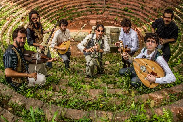 Os brasileiros da Orkestra Bandida mostram o apreço pela música cigana no sábado (3), às 18h Os brasileiros da Orkestra Bandida mostram o apreço pela música cigana no sábado (3), às 18h