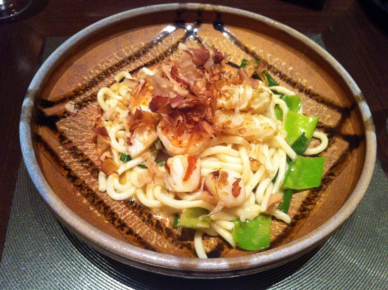 Osaka: udon batayaki pelo novo chef, Carlos Alata