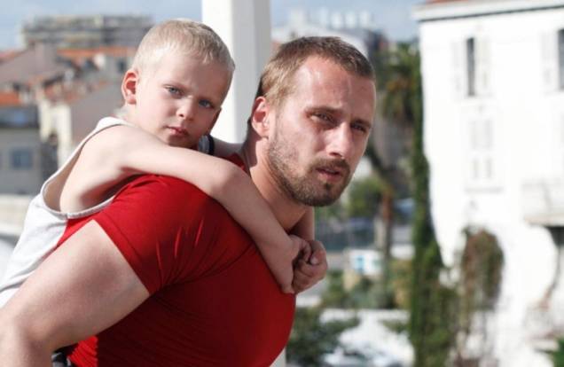 Ferrugem e Osso: Alain (Matthias Schoenaerts) e o filho